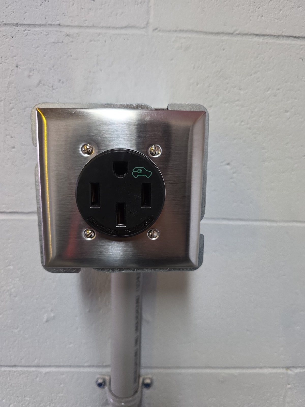 40A EV charger outlet for residential garage by Actus Electric